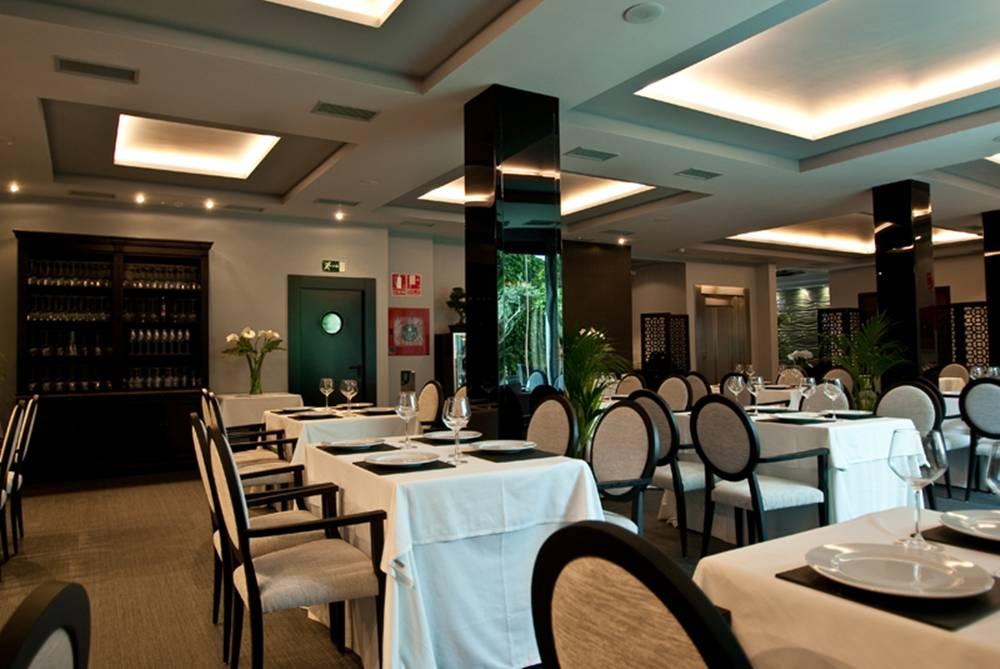 Hotel Infanta Leonor Ecija Restoran foto